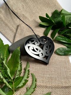 Manawa Pendant Black