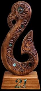Matau with Paua 21